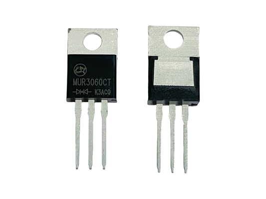 30A600V MUR3060CT TO-220AB 25ns เครื่องแก้ไขการฟื้นฟูความเร็วสูงสําหรับวงจรความถี่สูง
